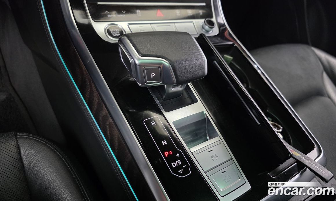 Audi Q8 (4M) фото 9