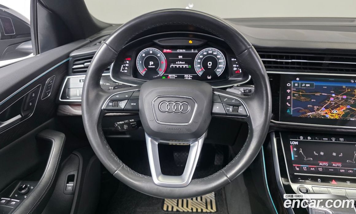 Audi Q8 (4M) фото 13
