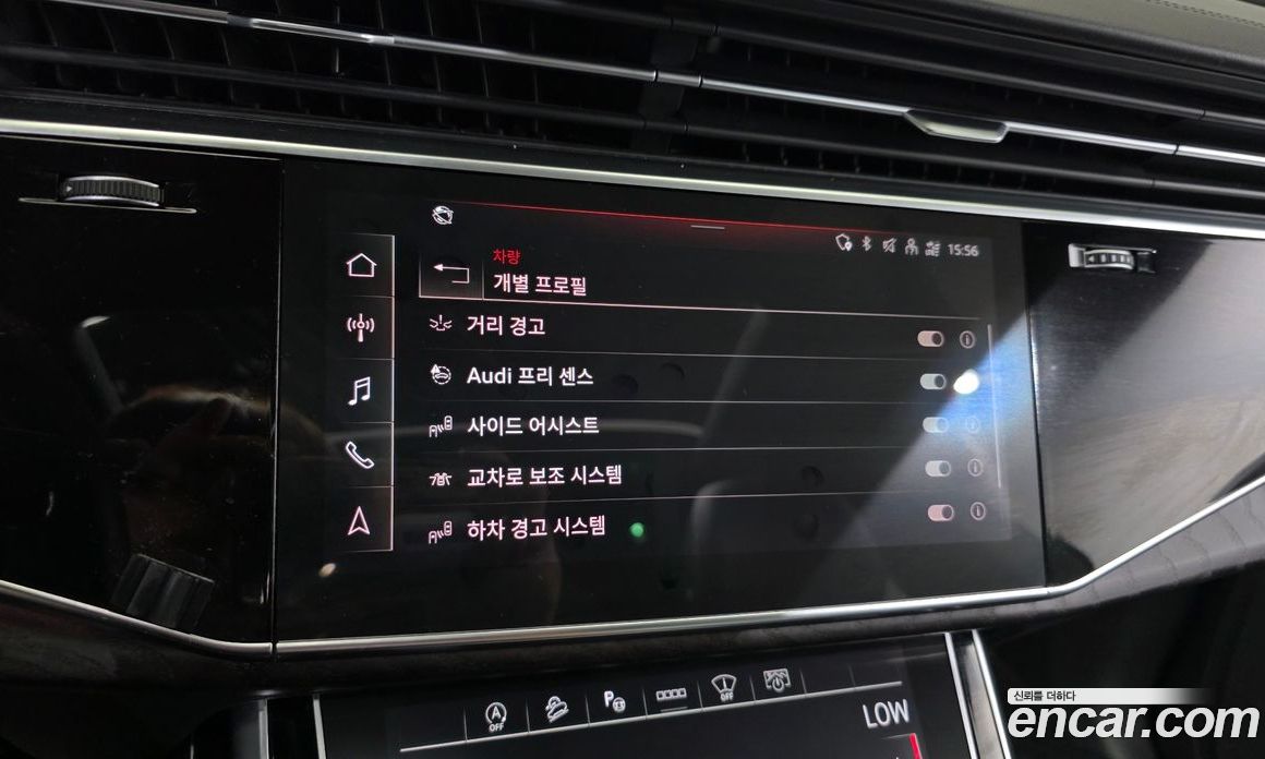 Audi Q8 (4M) фото 16