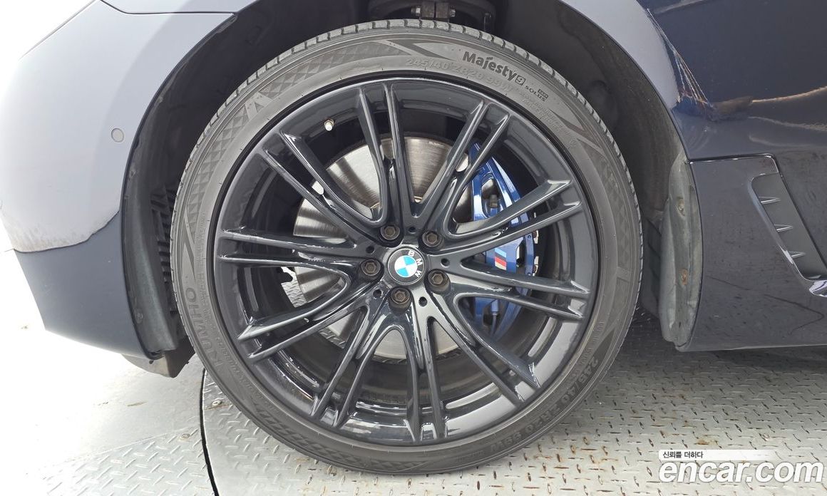BMW 6-Series GT (G32) фото 5