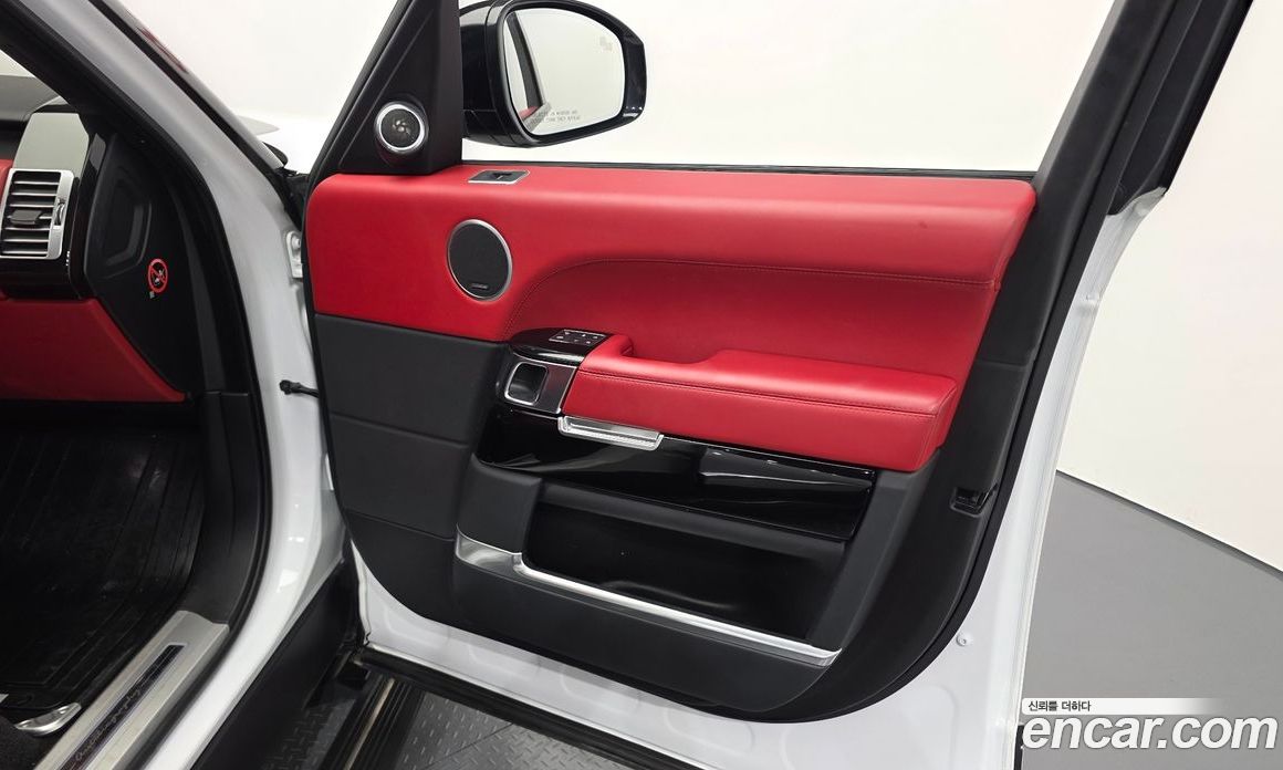 Land Rover Range Rover 4th Gen фото 24
