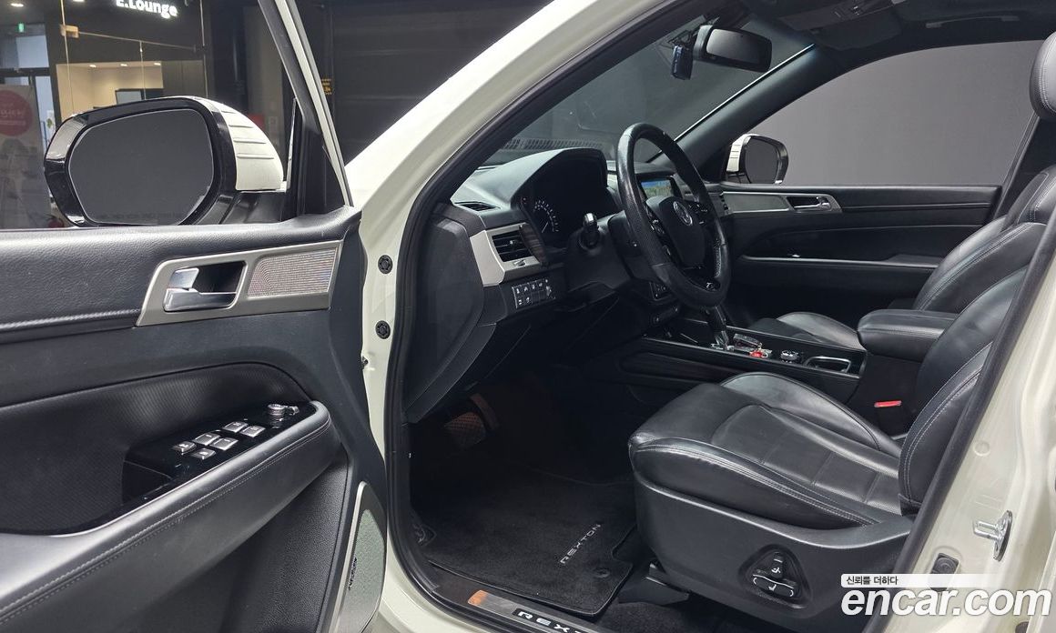 SsangYong (KG Mobility) Rexton 4th Gen фото 10