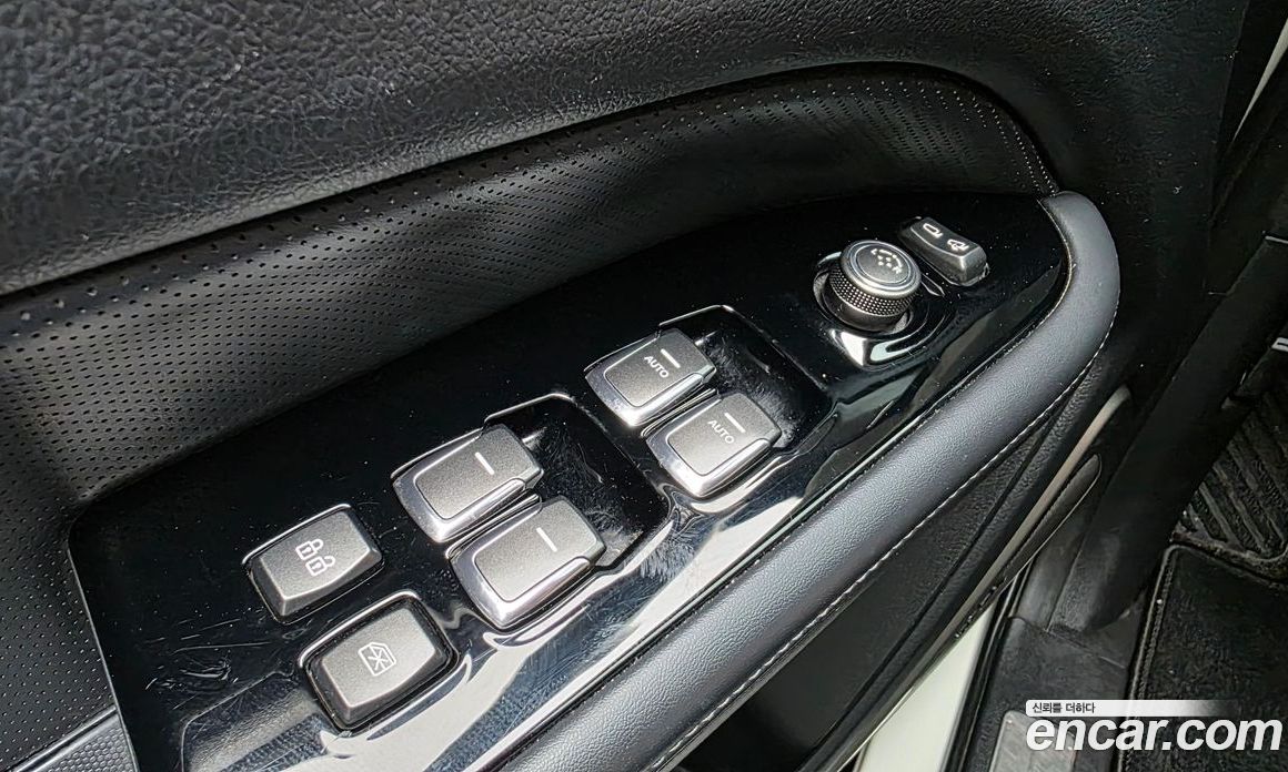 SsangYong (KG Mobility) Rexton 4th Gen фото 28