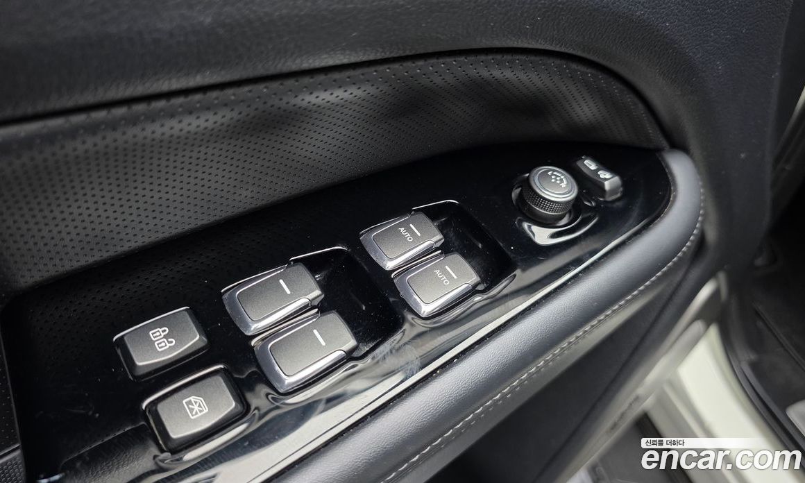 SsangYong (KG Mobility) Rexton 4th Gen фото 32