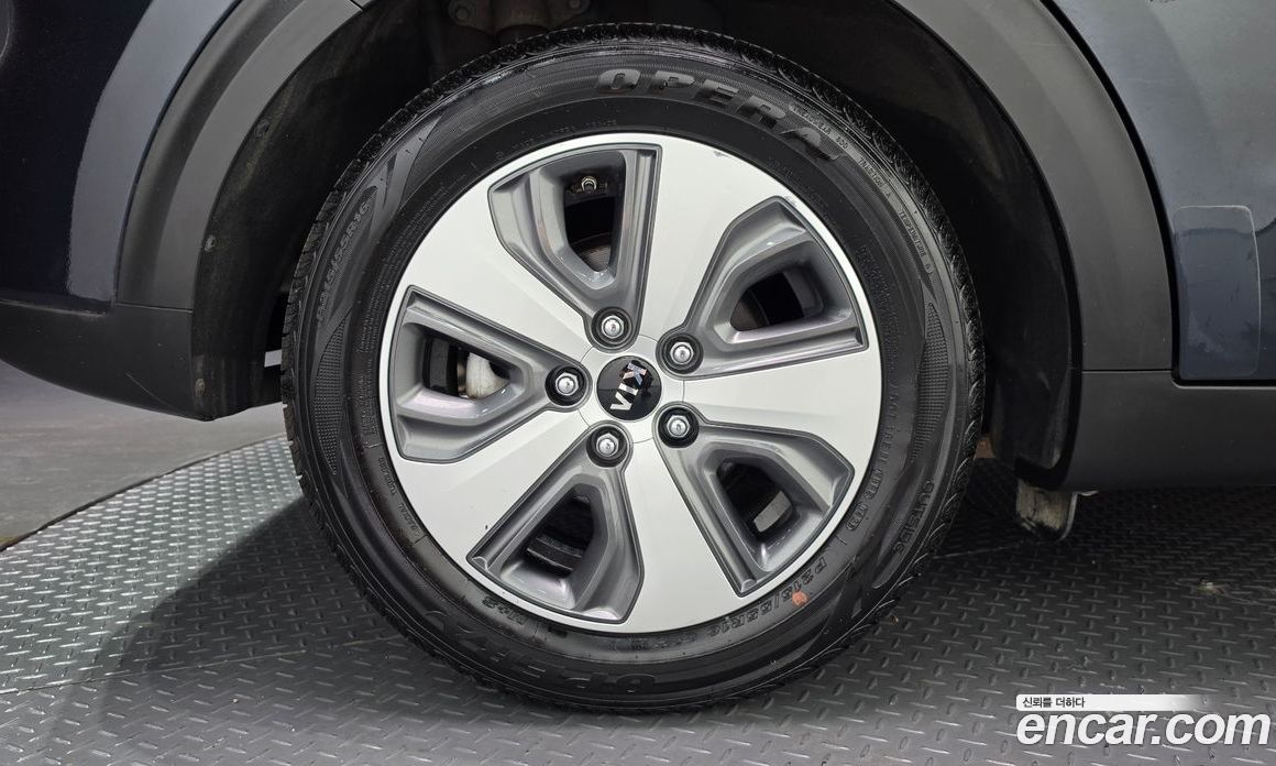 Kia Niro фото 5