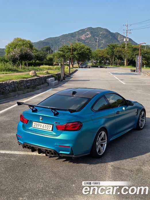 BMW M4 (F82) фото 2