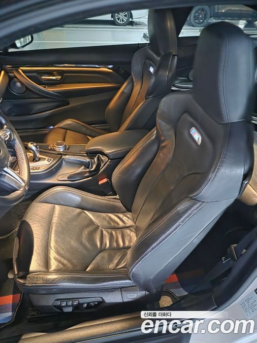 BMW M4 (F82) фото 11