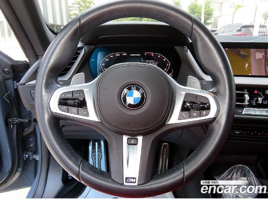 BMW 2-Series (F44) фото 8