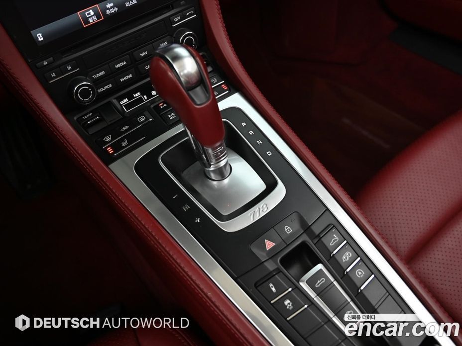 Porsche 718 Boxster фото 9
