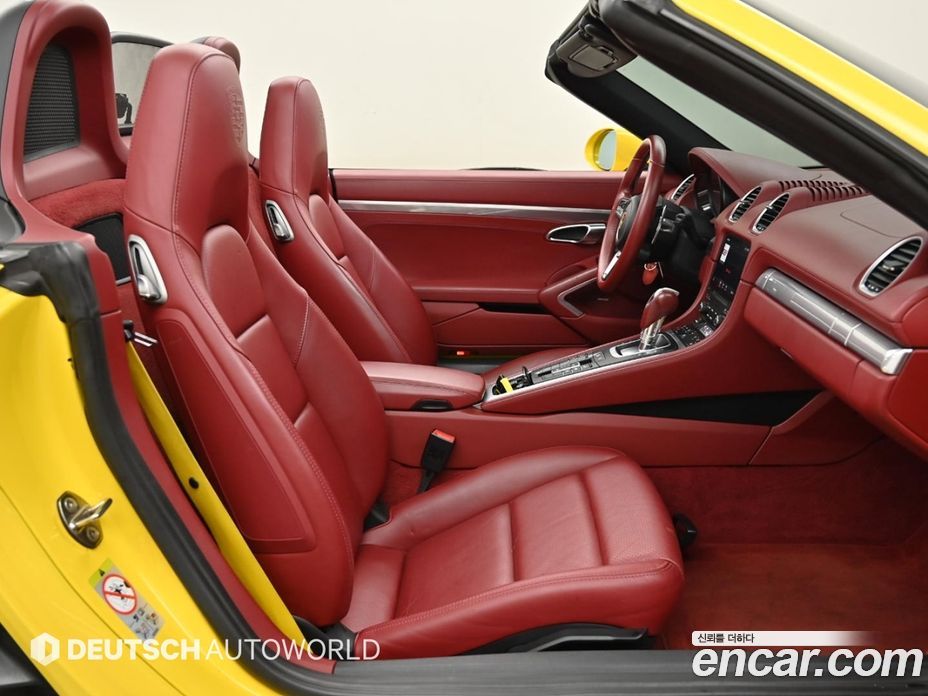 Porsche 718 Boxster фото 10