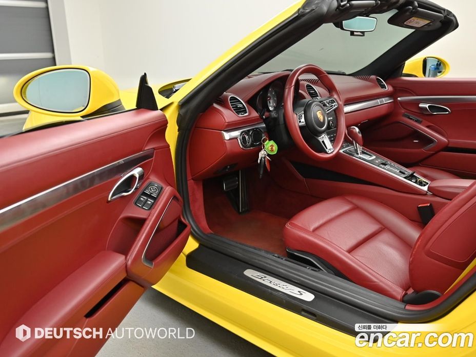 Porsche 718 Boxster фото 11