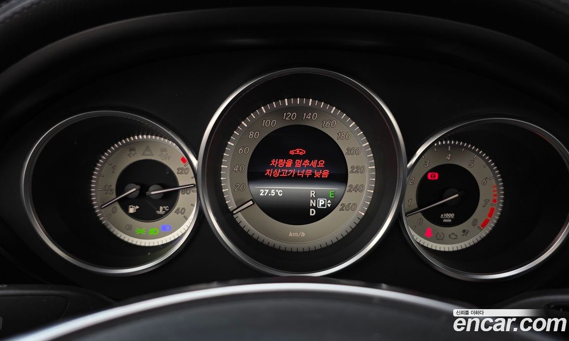 Mercedes-Benz CLS-Class W218 фото 8