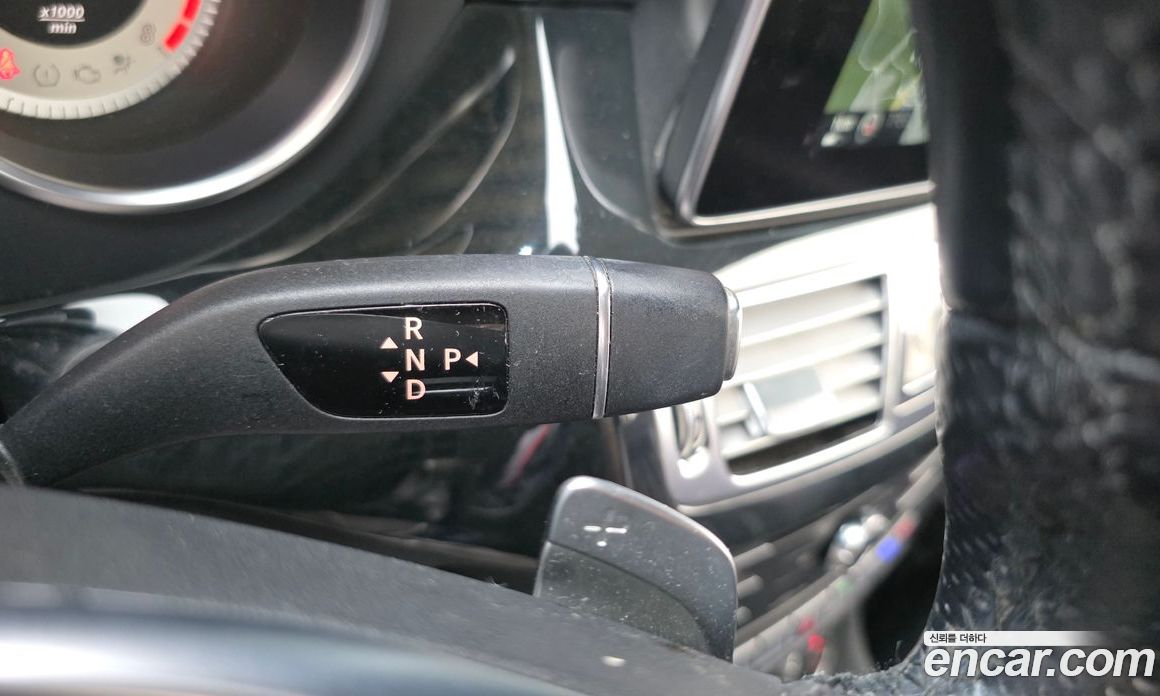 Mercedes-Benz CLS-Class W218 фото 9