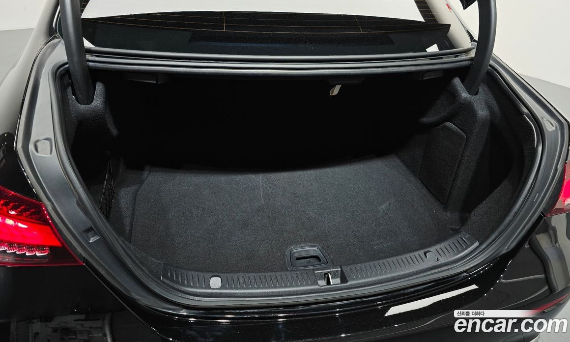 Mercedes-Benz E-Class W213 фото 18