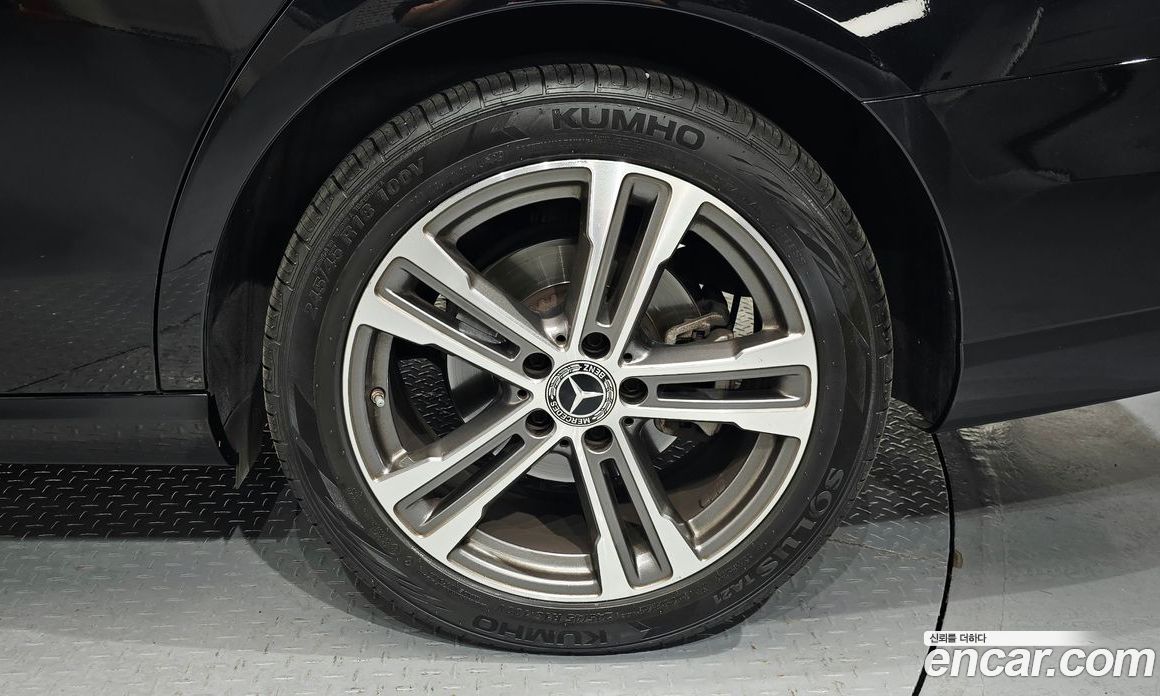 Mercedes-Benz E-Class W213 фото 21