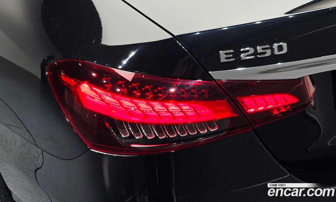 Mercedes-Benz E-Class W213 фото 23