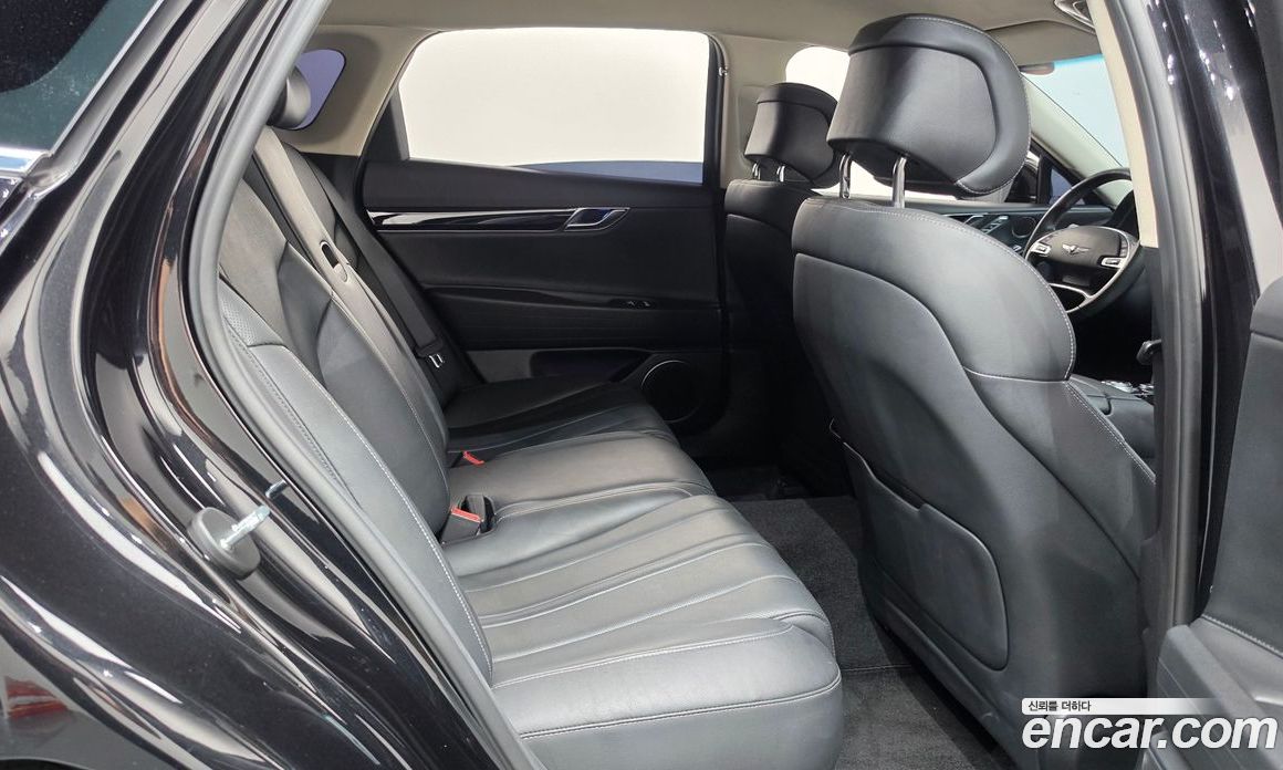 Genesis G80 (RG3) фото 11