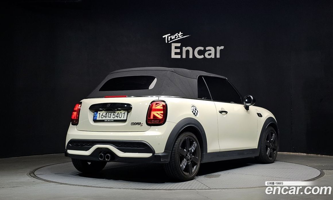 Mini Cooper Convertible S фото 2