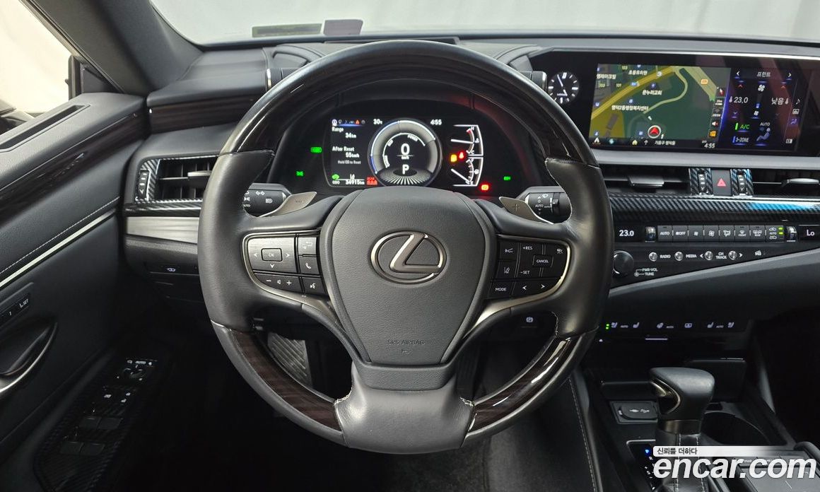 Lexus ES300h 7th Gen фото 11
