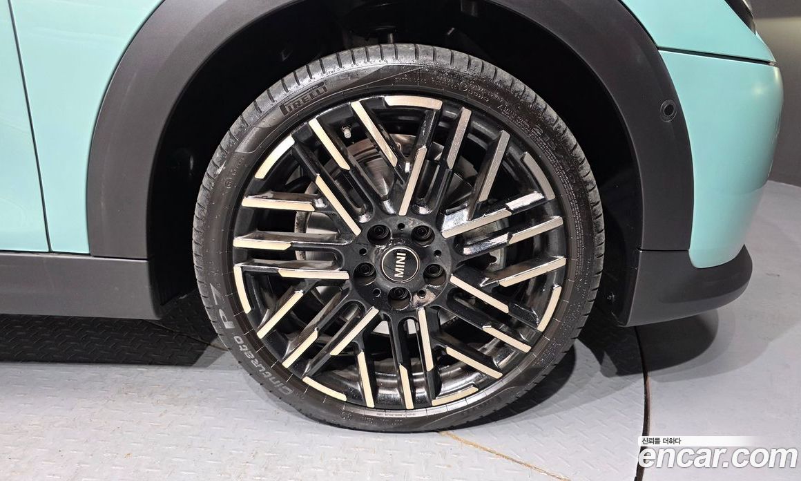 Mini Cooper S 4th Gen фото 21
