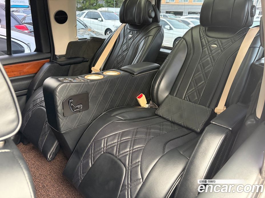 Land Rover Discovery 4 фото 2