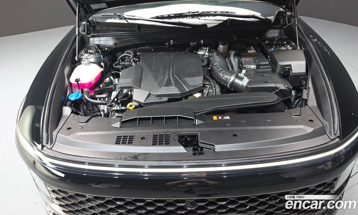 Hyundai Grandeur (GN7) фото 6