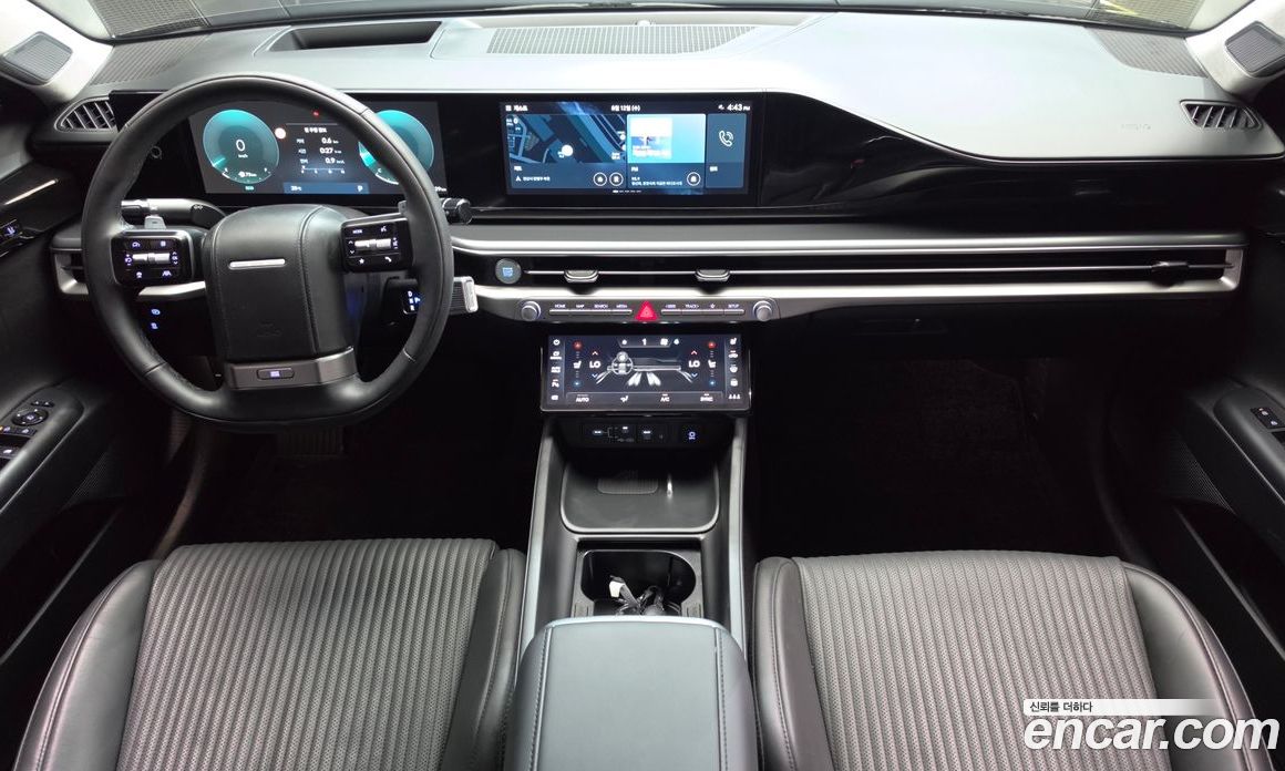 Hyundai Grandeur (GN7) фото 7