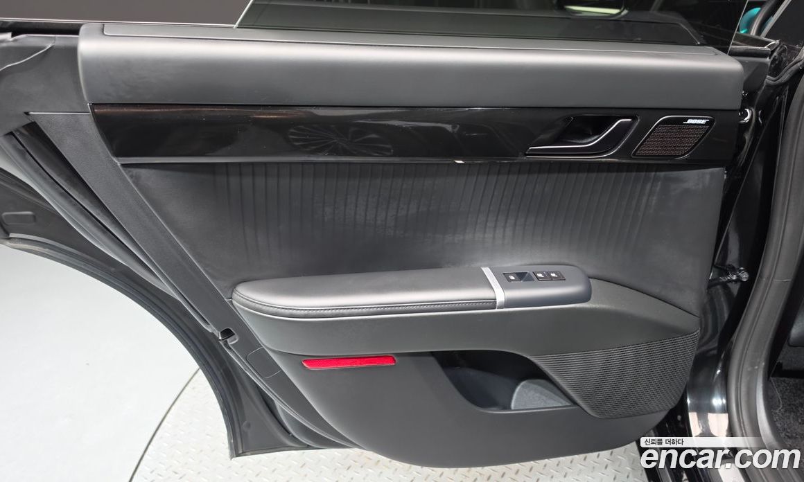 Hyundai Grandeur (GN7) фото 25