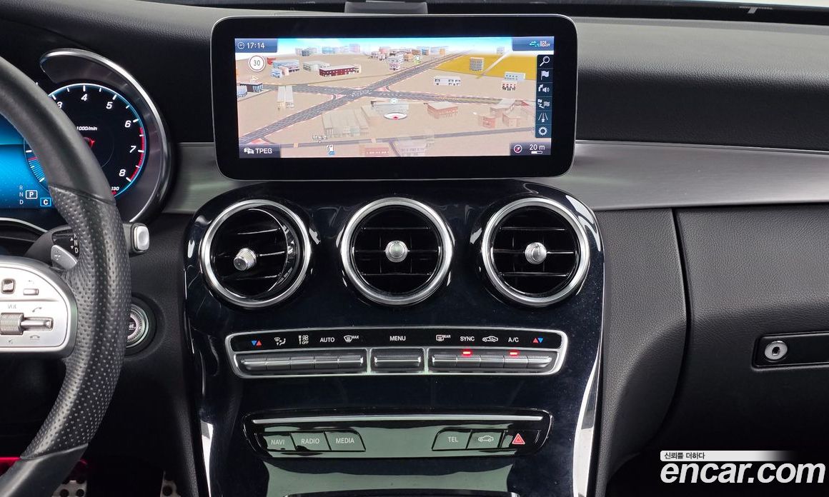 Mercedes-Benz C-Class W205 фото 13