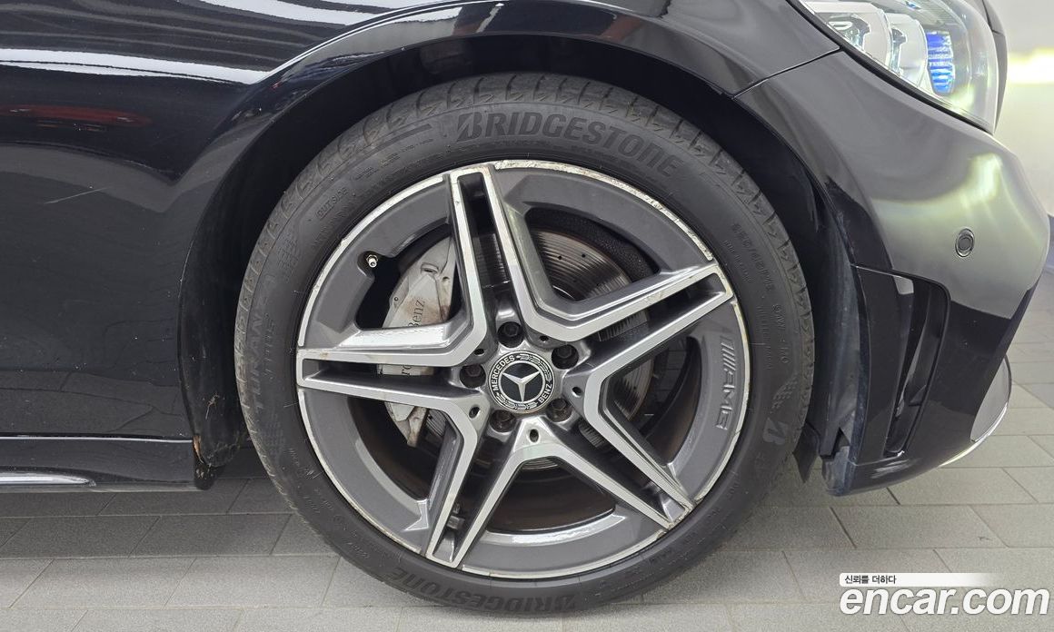Mercedes-Benz C-Class W205 фото 21