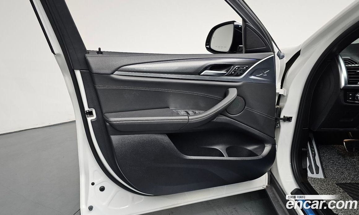 BMW X4 (G02) фото 24