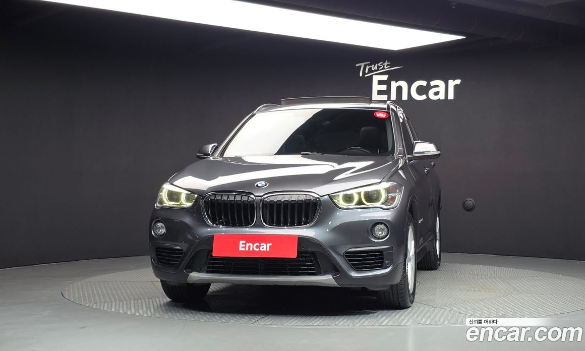 BMW X1 (F48) фото 3