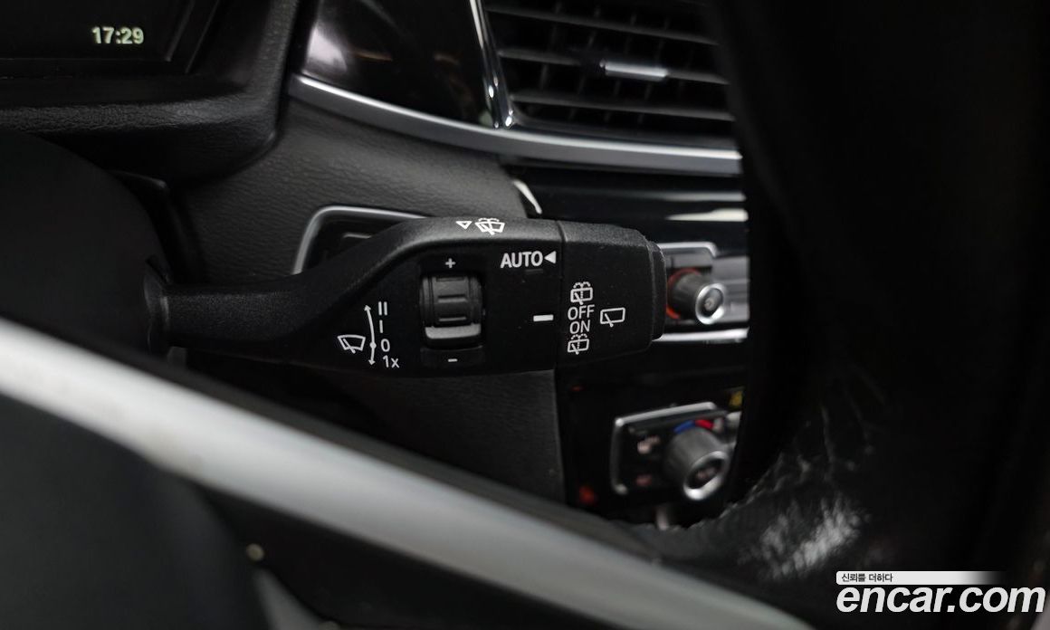 BMW X1 (F48) фото 18