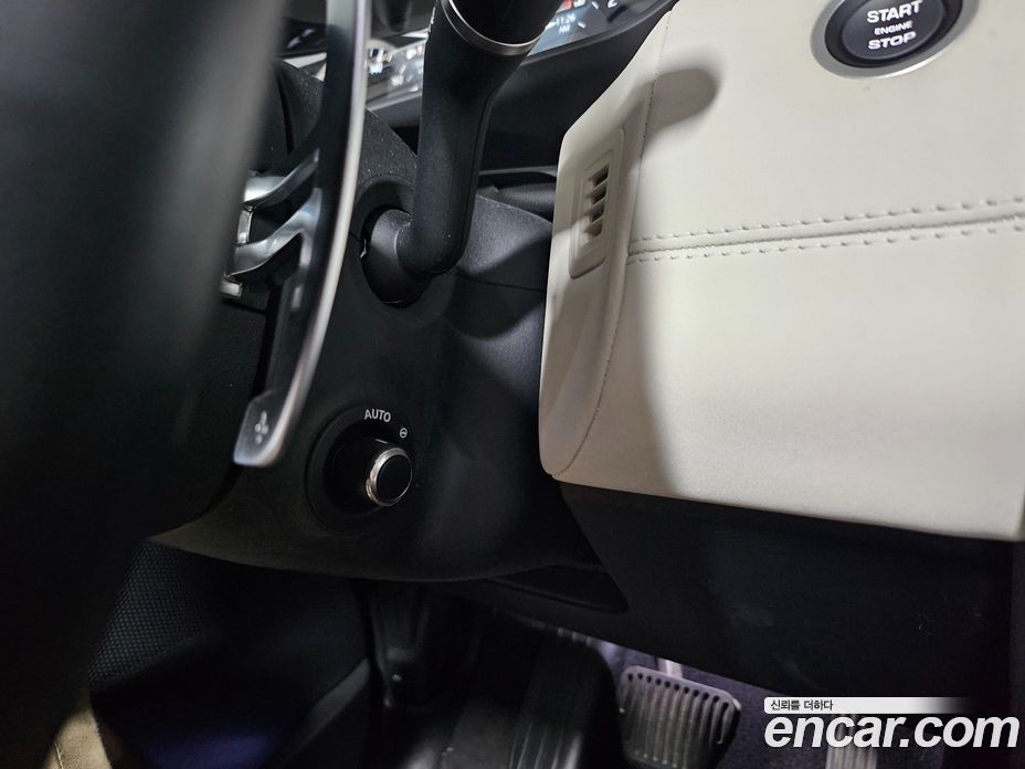Land Rover Discovery 5 фото 12