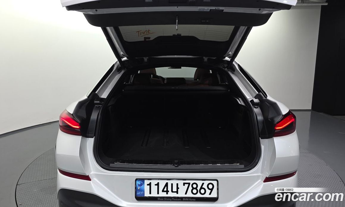 BMW X6 (G06) фото 20