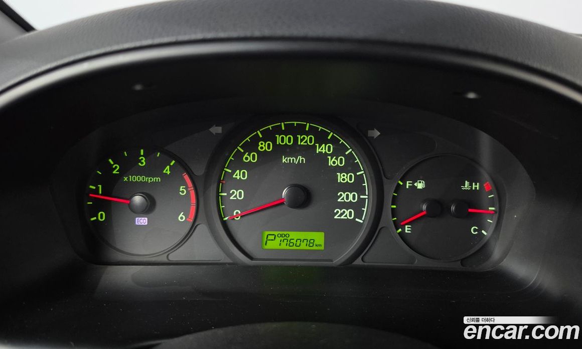 Hyundai Grand Starex фото 8