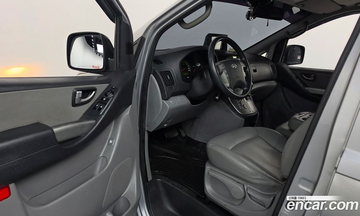 Hyundai Grand Starex фото 10