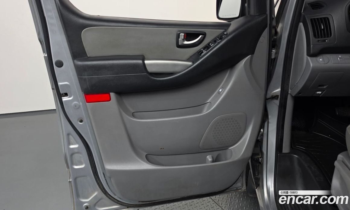 Hyundai Grand Starex фото 24
