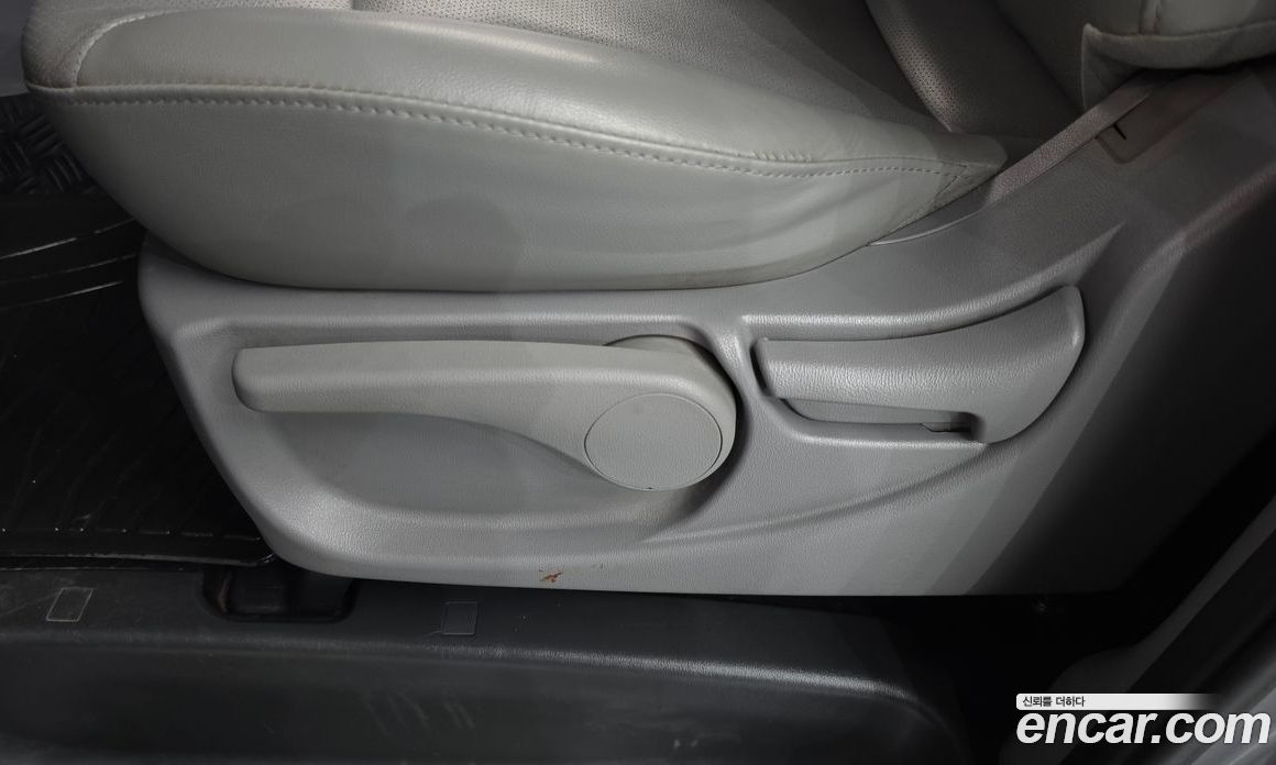 Hyundai Grand Starex фото 28
