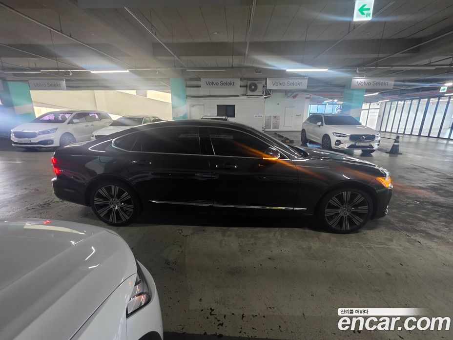 Volvo S90 фото 3