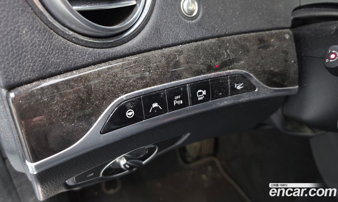 Mercedes-Benz S-Class W222 фото 16