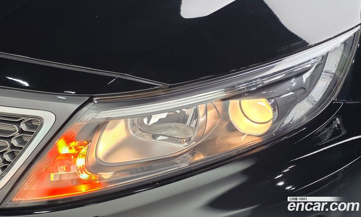 Kia K5 Hybrid фото 22