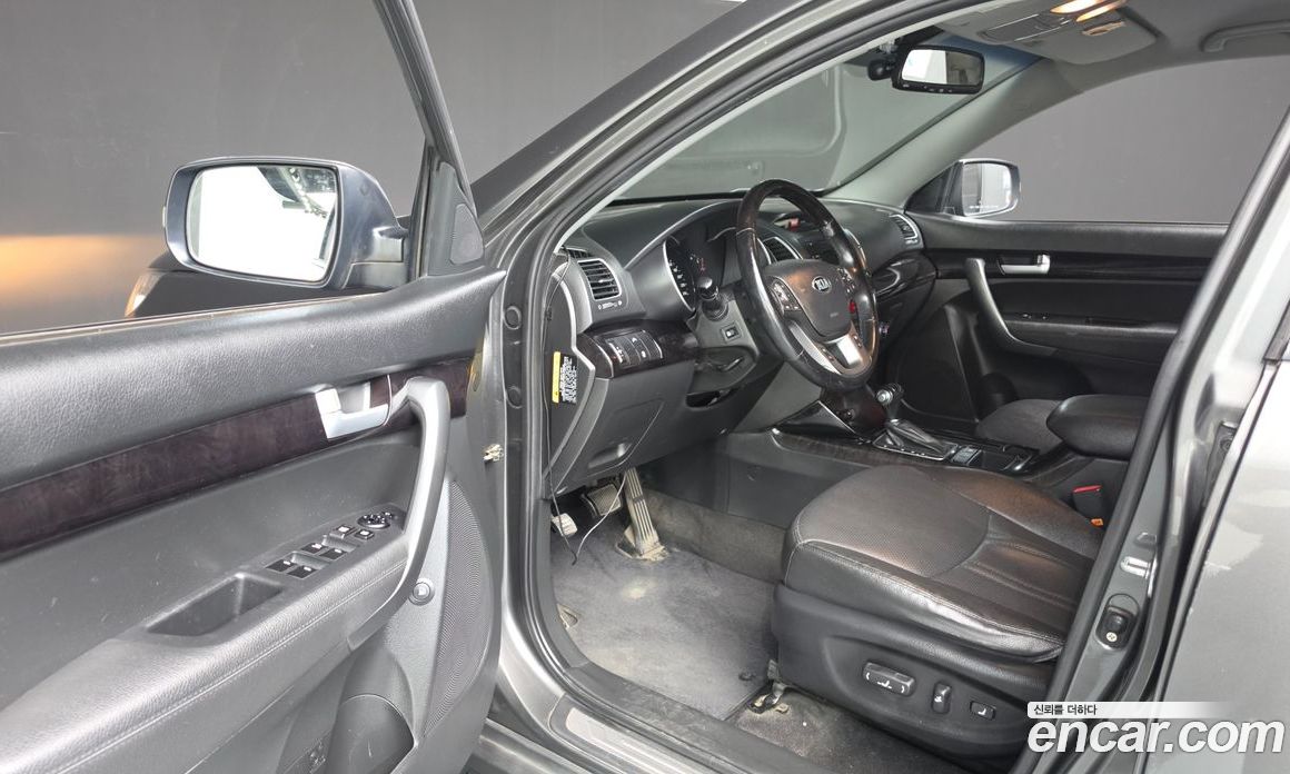 Kia Sorento 2nd Gen Restyling фото 10