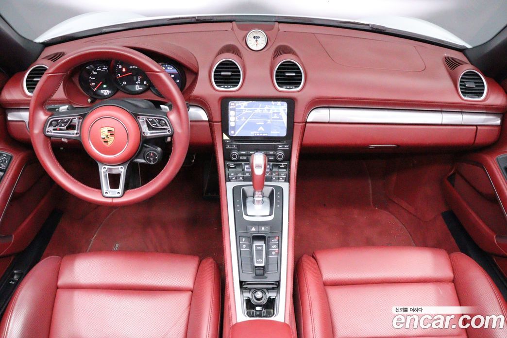 Porsche 718 Boxster фото 6