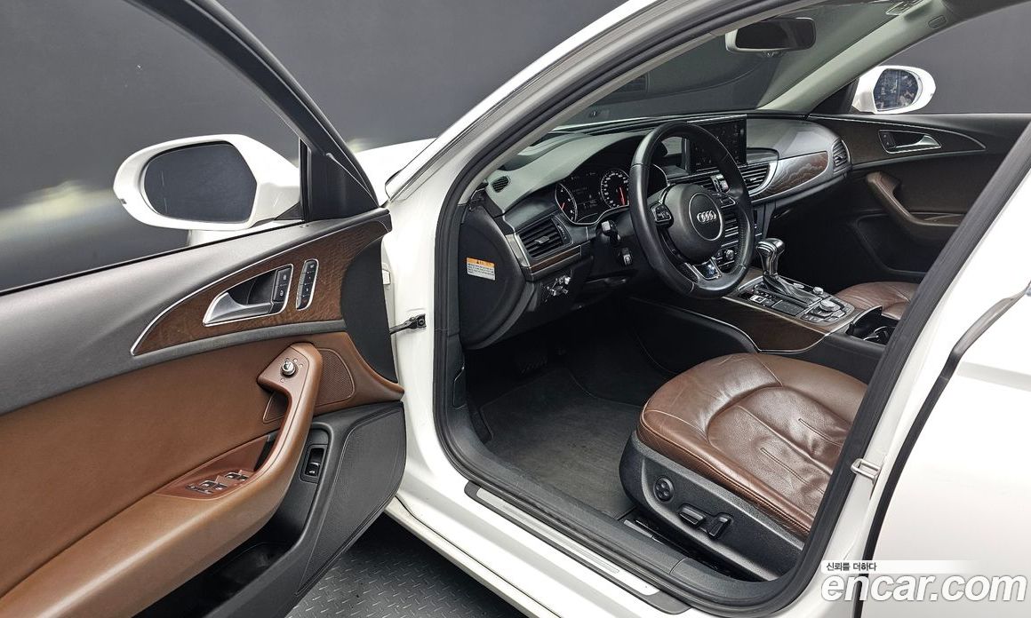 Audi A6 (C7) фото 10