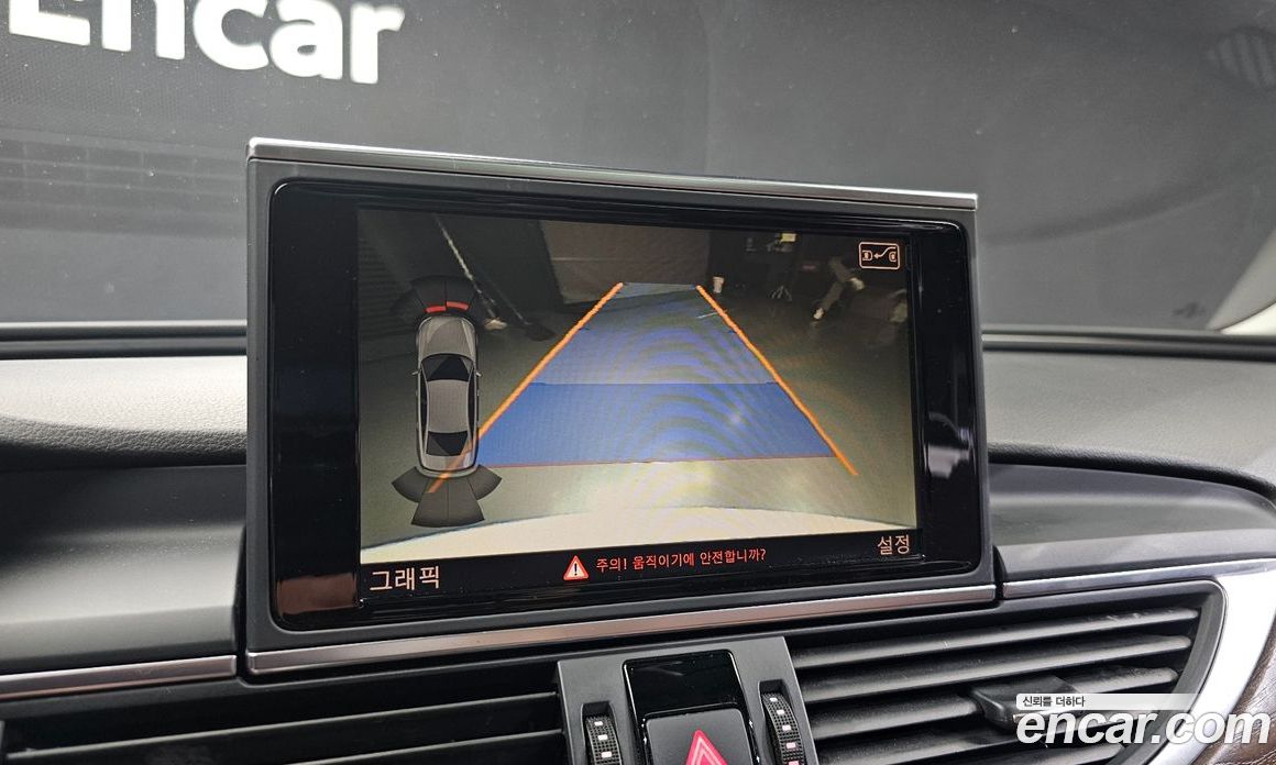 Audi A6 (C7) фото 15