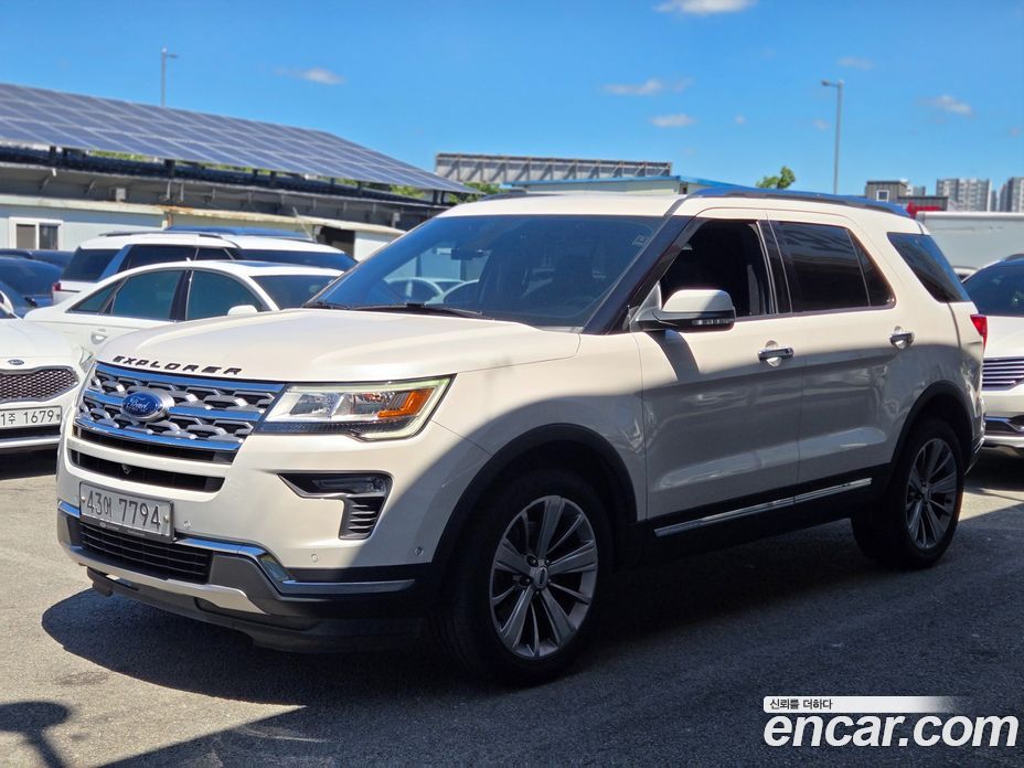 Ford Explorer 5th Gen фото 2
