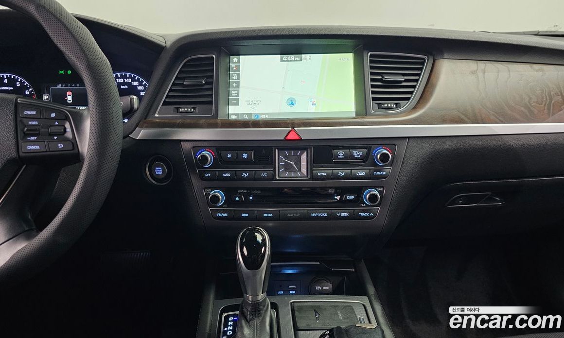 Hyundai Genesis (DH) фото 16