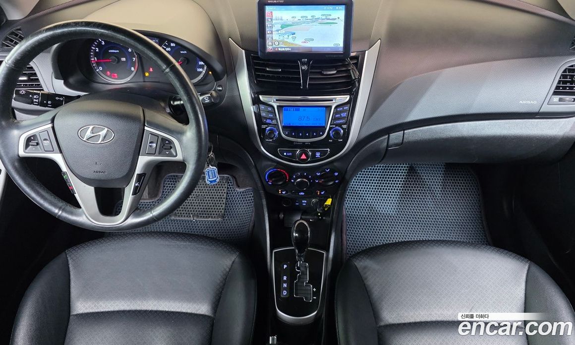 Hyundai Accent (New Type) фото 7
