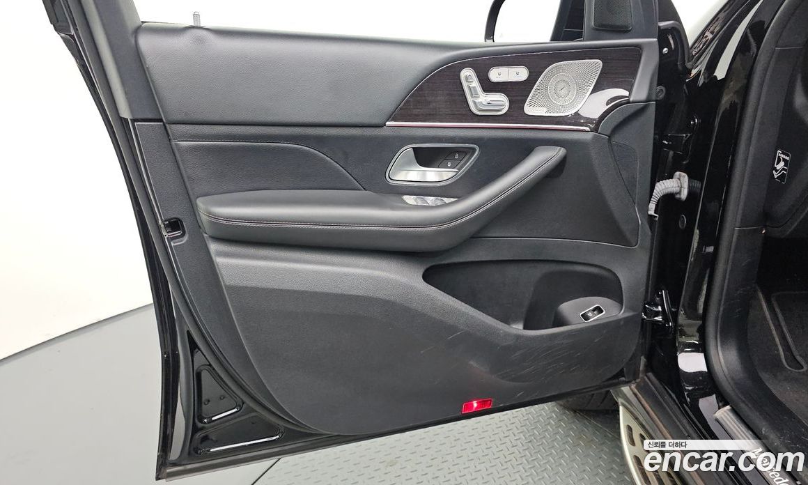 Mercedes-Benz GLE-Class W167 фото 24